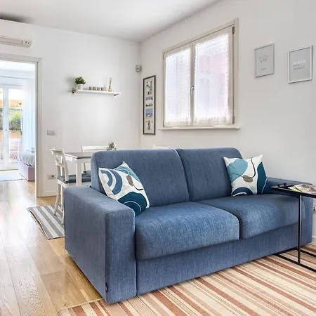 Apartment Comfy And Central Milan